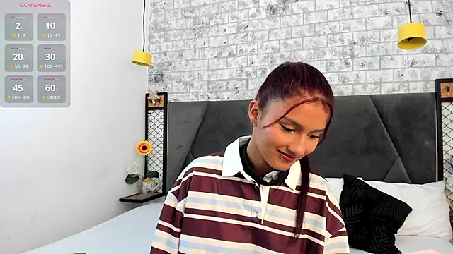 Maray Lous online show from November 22, 9:06 pm