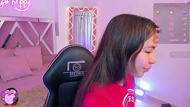 ISABELA TAY online show from November 24, 11:45 am