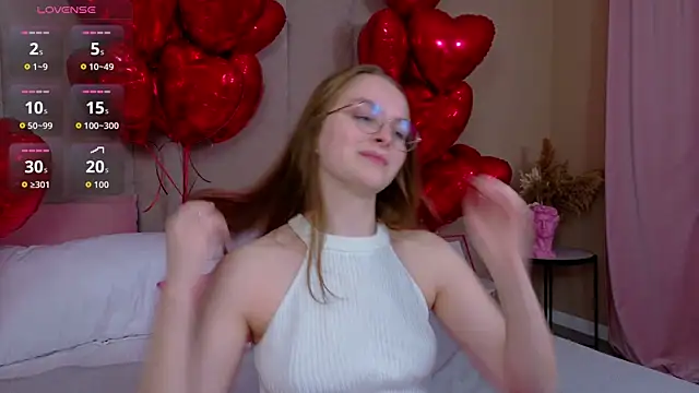 MadisonSmitt online show from February 6, 5:11 am