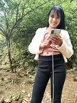 gugu0022 online show from March 14, 2:45 am