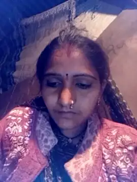 yanuw online show from December 22, 5:05 pm