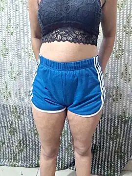 DIMPLE-GIRL88 online show from March 26, 7:10 am