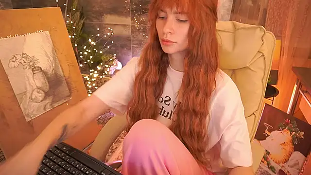 Nicol Moonn online show from March 27, 9:15 pm