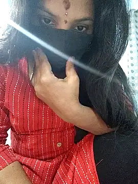 mahalaxmi teluguammai online show from December 20, 8:29 am