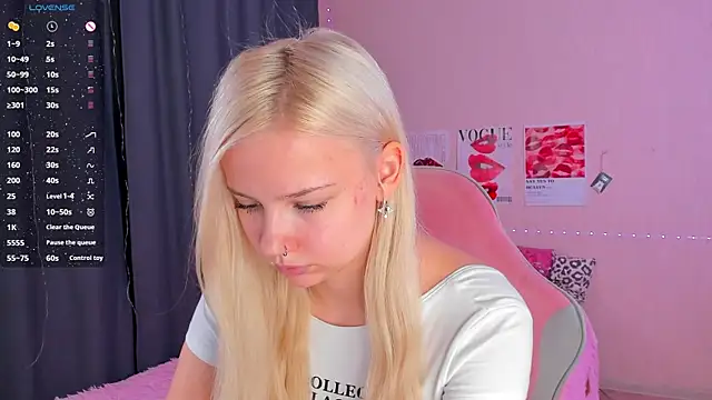 murmurmiace online show from January 11, 5:07 pm