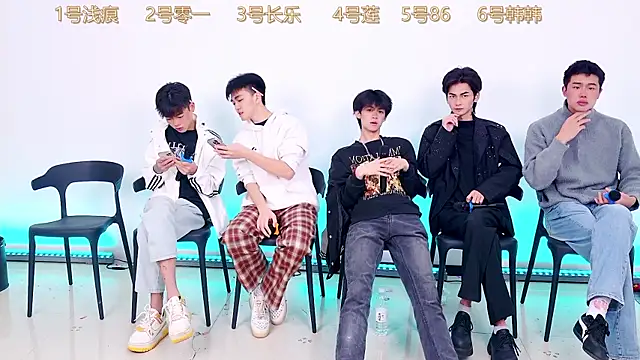 QYBOYS 003 online show from December 3, 7:33 am