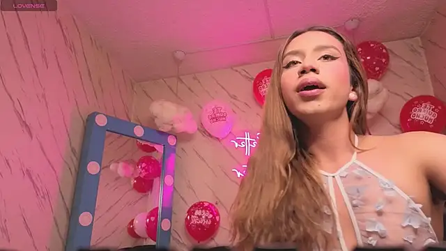 Evy Luxx v online show from November 14, 4:45 am