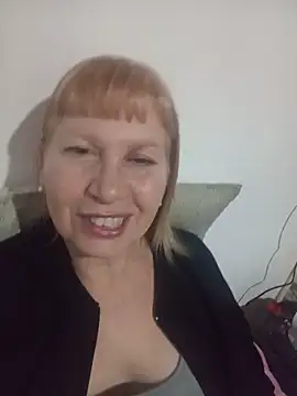 SexyMilf1211 online show from May 24, 11:14 pm