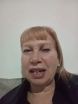SexyMilf1211 online show from May 26, 12:26 pm