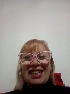 SexyMilf1211 online show from May 10, 12:34 am