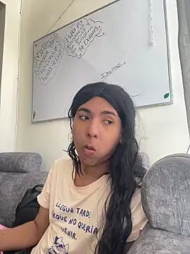 Hopemoretti online show from March 12, 8:22 pm