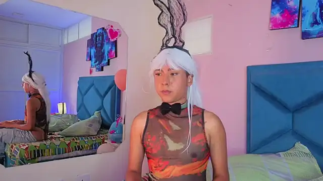 Hopemoretti online show from April 2, 8:17 pm