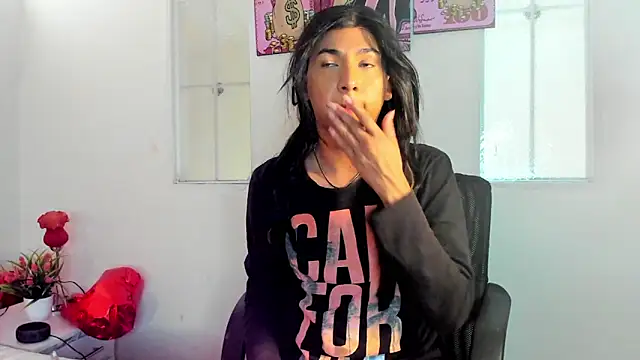 Hopemoretti online show from February 26, 8:30 pm