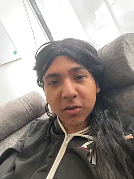 Hopemoretti online show from March 30, 2:27 pm