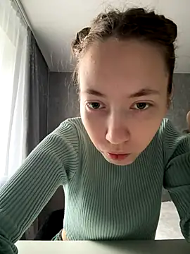 Holy Poly online show from December 3, 8:28 am