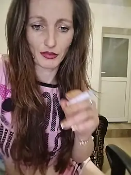 CrazyMaya39 online show from May 10, 1:07 am