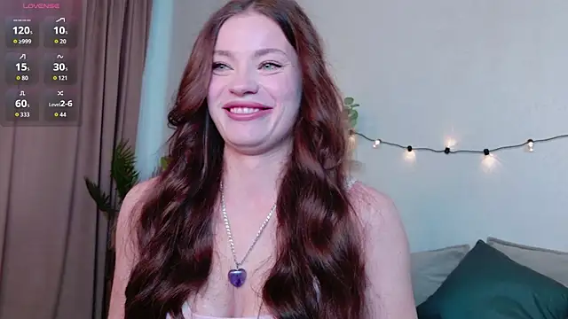 Taylla Nouell online show from November 19, 7:52 am