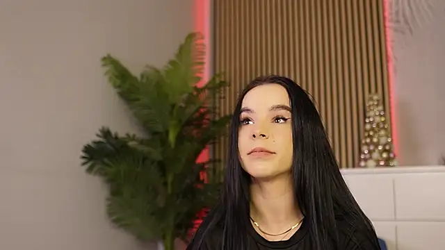 Miss Denisse online show from December 4, 8:53 pm