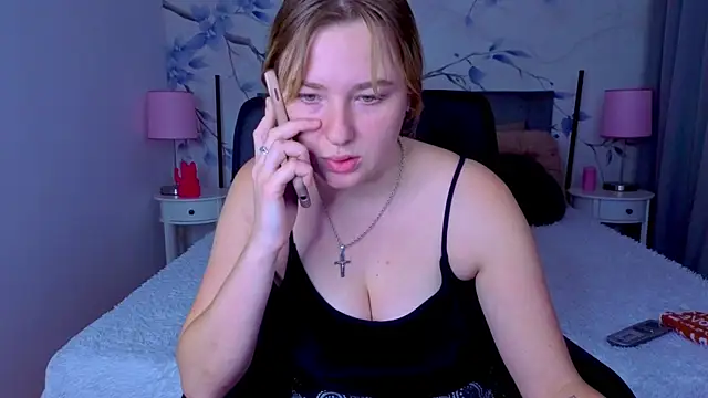 Sweetie kitty1 online show from November 18, 3:24 pm