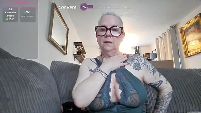 missyb x online show from May 12, 4:13 pm