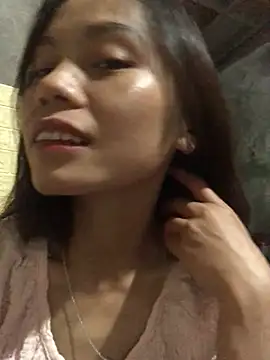 Trangbabylove online show from May 24, 11:53 am