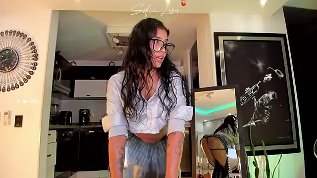sofiasexhot online show from April 1, 1:41 pm