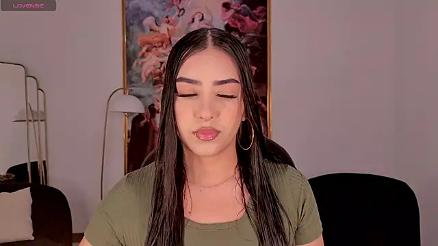 SophieLanne online show from May 13, 4:07 am
