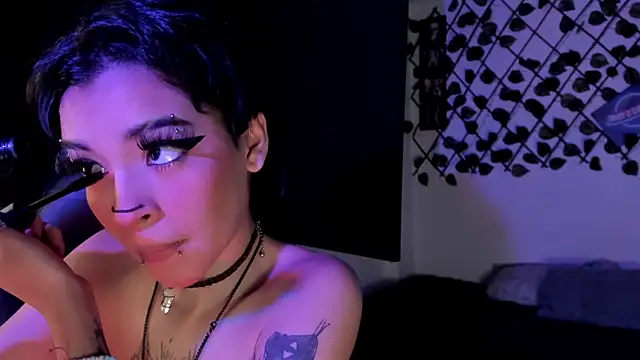 Anny Kiitty online show from May 21, 4:32 am