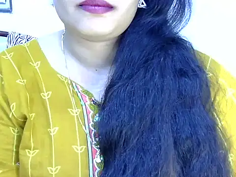 Muskan Jha online show from April 8, 6:10 pm