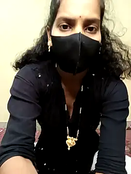 Desi Hot Queen online show from December 2, 2:52 pm