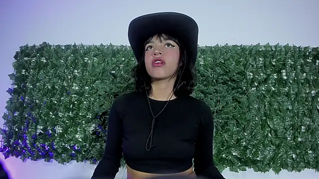 LiilithStonne online show from January 12, 2:22 pm