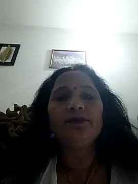 Horney Ladyy online show from November 15, 3:35 pm