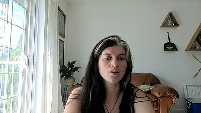 bruisedblossoms online show from May 20, 4:26 pm