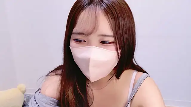 Nemu chan  online show from May 19, 3:41 pm