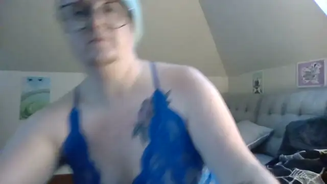 queerlyjaz online show from November 22, 12:13 am