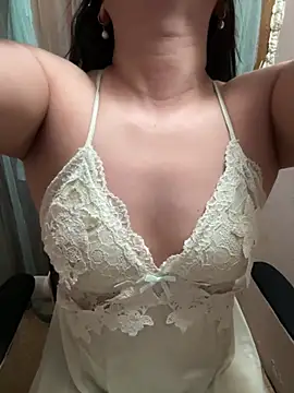 Hot-Today online show from May 12, 9:32 pm