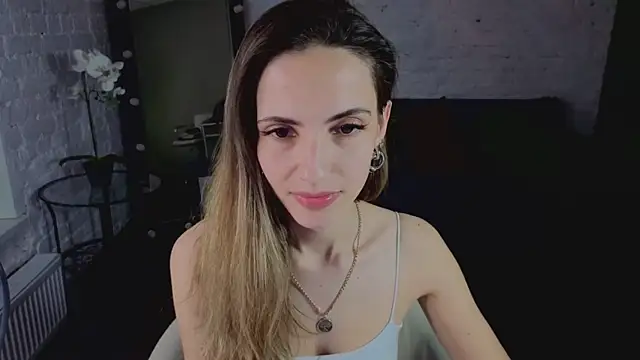 amelia meili online show from May 25, 1:10 pm