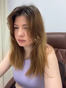 AmberRosewood online show from March 14, 5:08 am