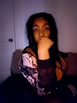 Nusii pooh online show from November 18, 4:30 pm