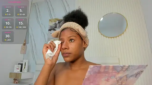 Afro Luna online show from February 6, 12:52 pm