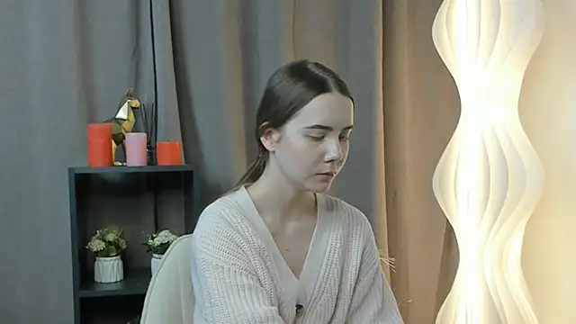 MoonBenne online show from November 18, 8:26 am