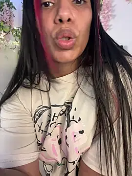 ArielleMillerr- online show from May 19, 5:20 pm
