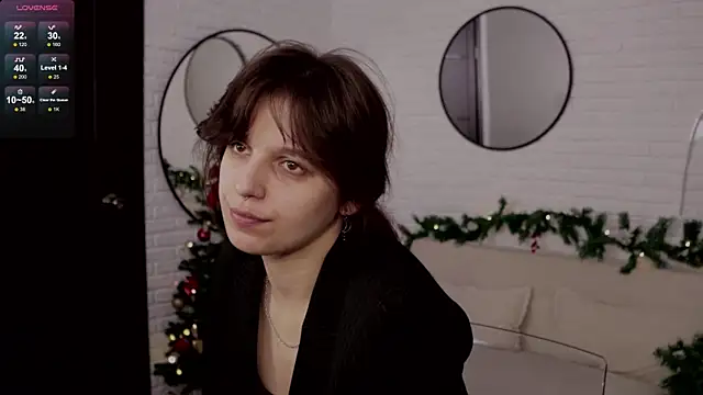 RosieHearts online show from December 14, 8:47 pm