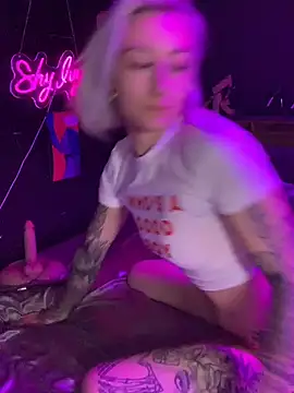 Shy-Ivy online show from May 29, 9:35 pm