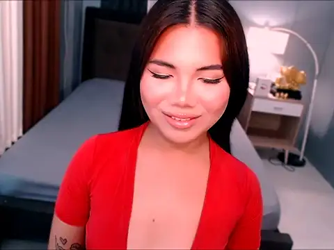 LadyMatriarch online show from April 6, 4:46 am