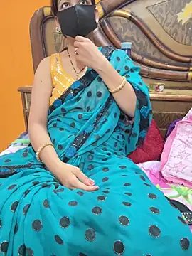 cutestpearl online show from February 11, 7:26 pm