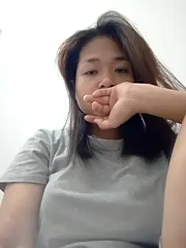 PamPii2x online show from May 6, 9:52 pm