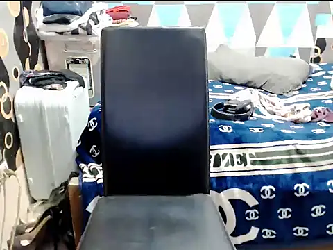 Savannah Cock online show from April 4, 9:52 am