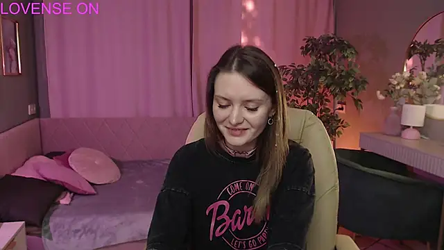 Ursula Andres online show from May 14, 1:22 am