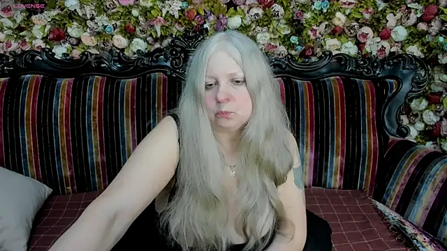 mariabelladonna online show from May 1, 10:02 pm